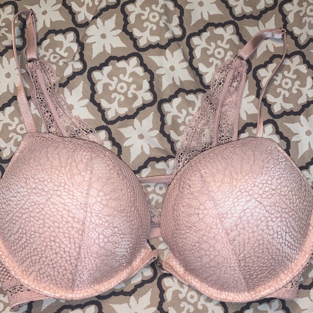Victoria’s Secret bra